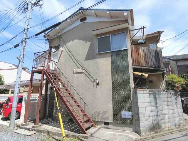 宇野荘の建物外観