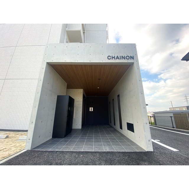 【CHAINON飛田のエントランス】