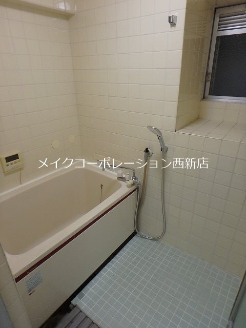 【福岡市早良区荒江のマンションのバス・シャワールーム】