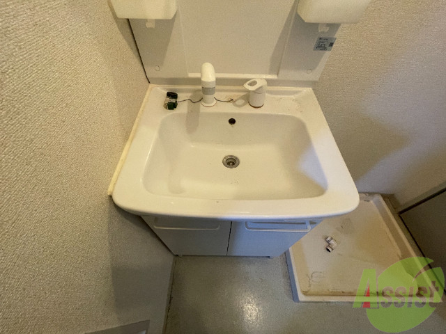 洗面設備　洗面台です。朝の支度はここでばっちりです！