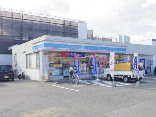 コンビニ　ローソン南田園（コンビニ）まで179m