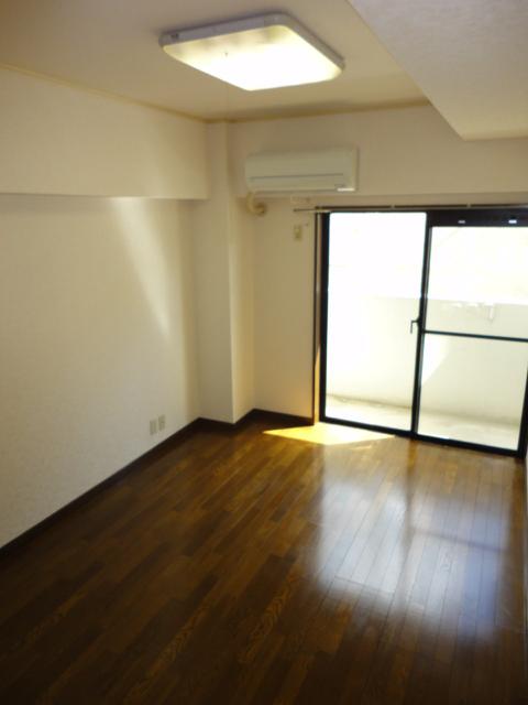 居室・リビング　別部屋イメージ