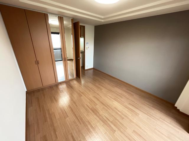 その他　１面だけ汚れが目立ちにくいクロスに