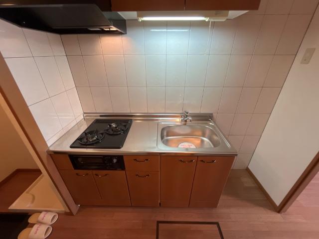 キッチン　２口のガスコンロ付きキッチン