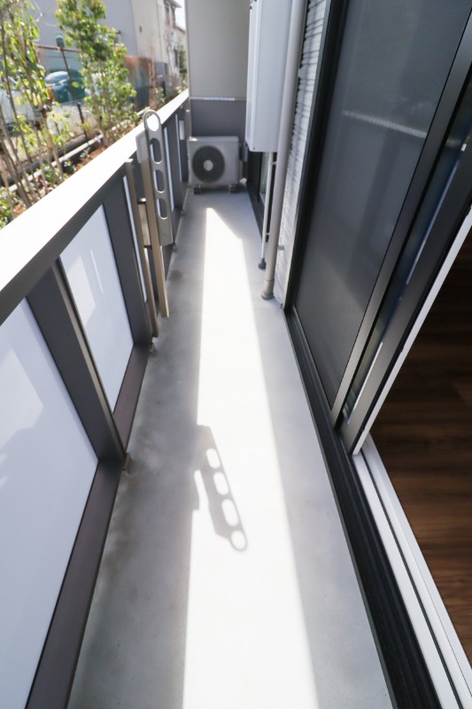 バルコニー　図面と現状に相違がある場合には現状を優先