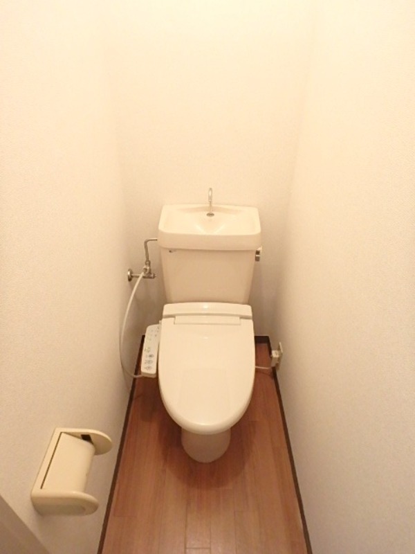 トイレ　図面と現状に相違がある場合には現状を優先