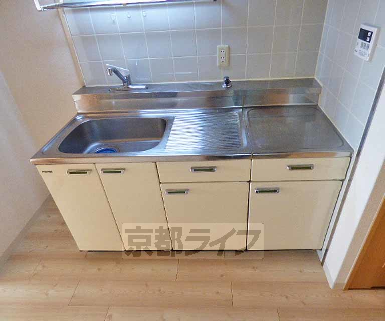 キッチン　キッチンです。