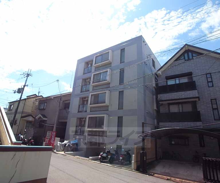 建物外観　どっしりお洒落