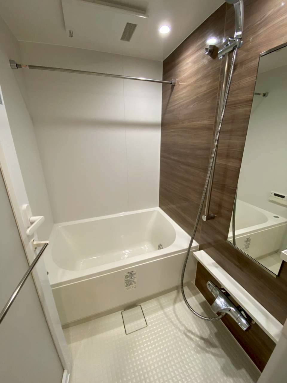 バス・シャワールーム　同間取り別部屋