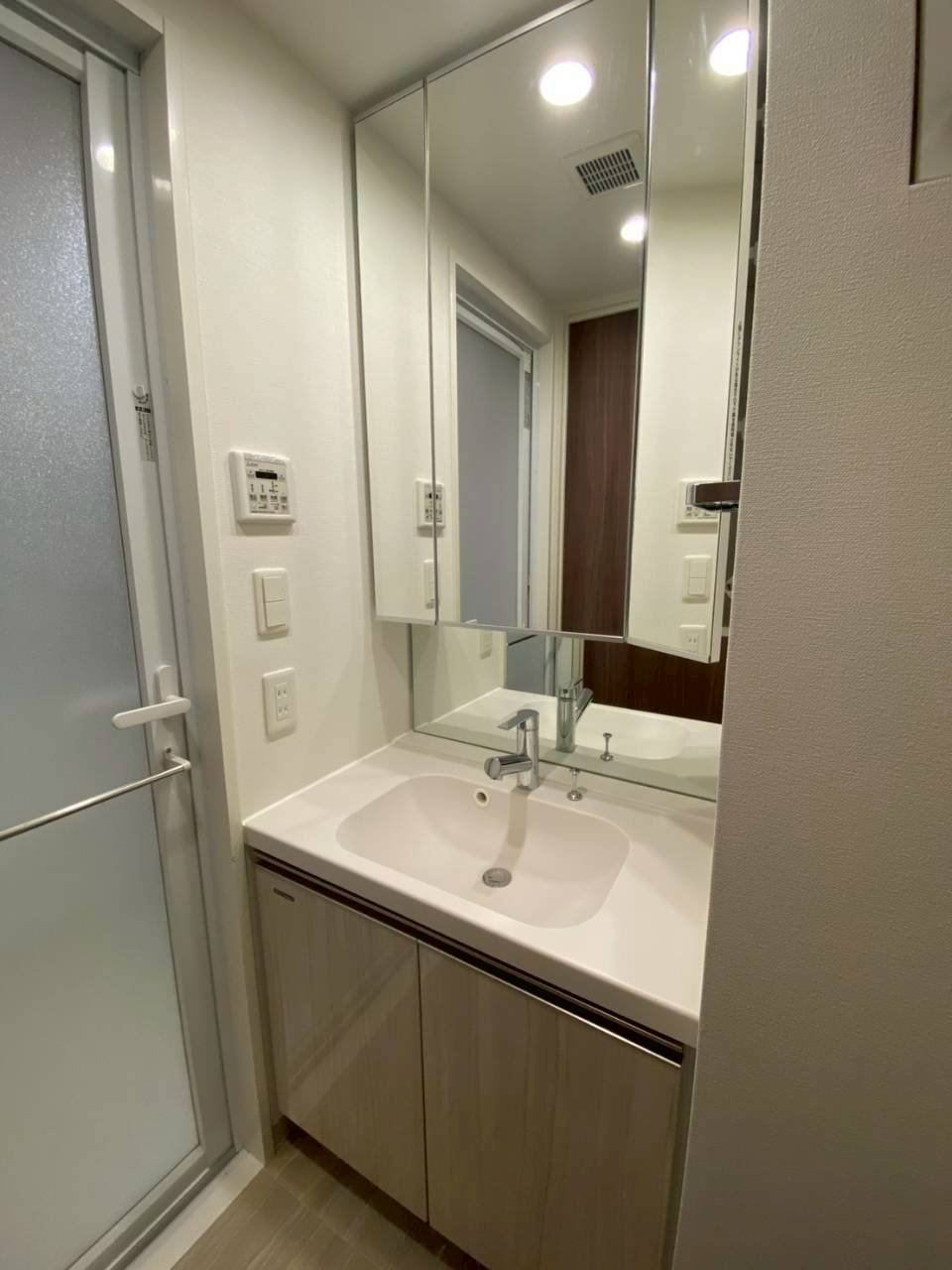洗面設備　同間取り別部屋