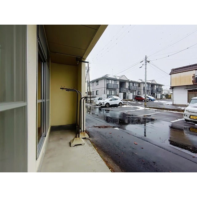 バルコニー　テラス