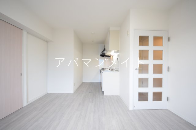 居室・リビング　ゆったり過ごせる居間です