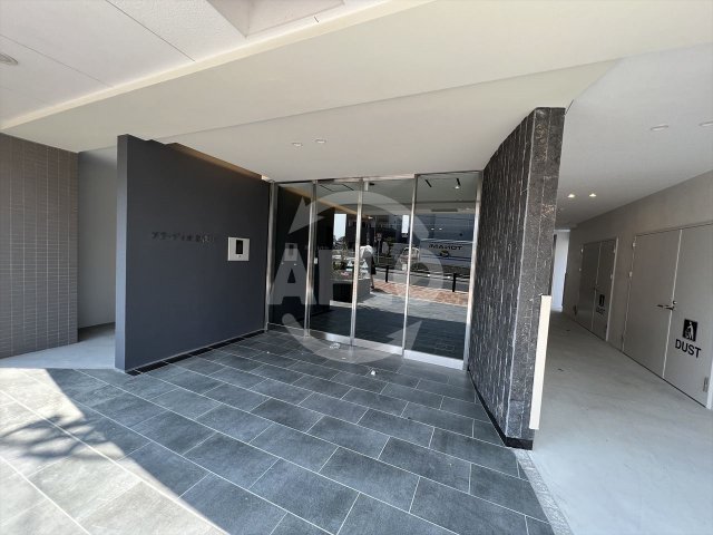 エントランス　プラ・ディオ新深江　エントランス