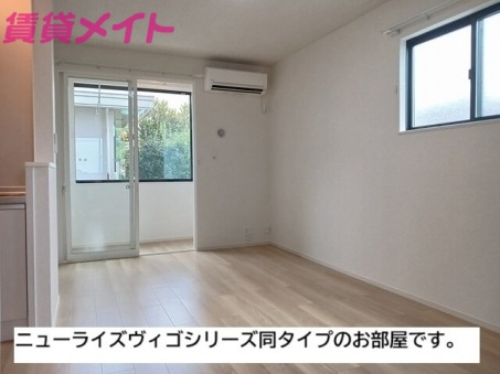 居室・リビング　同型タイプ画像