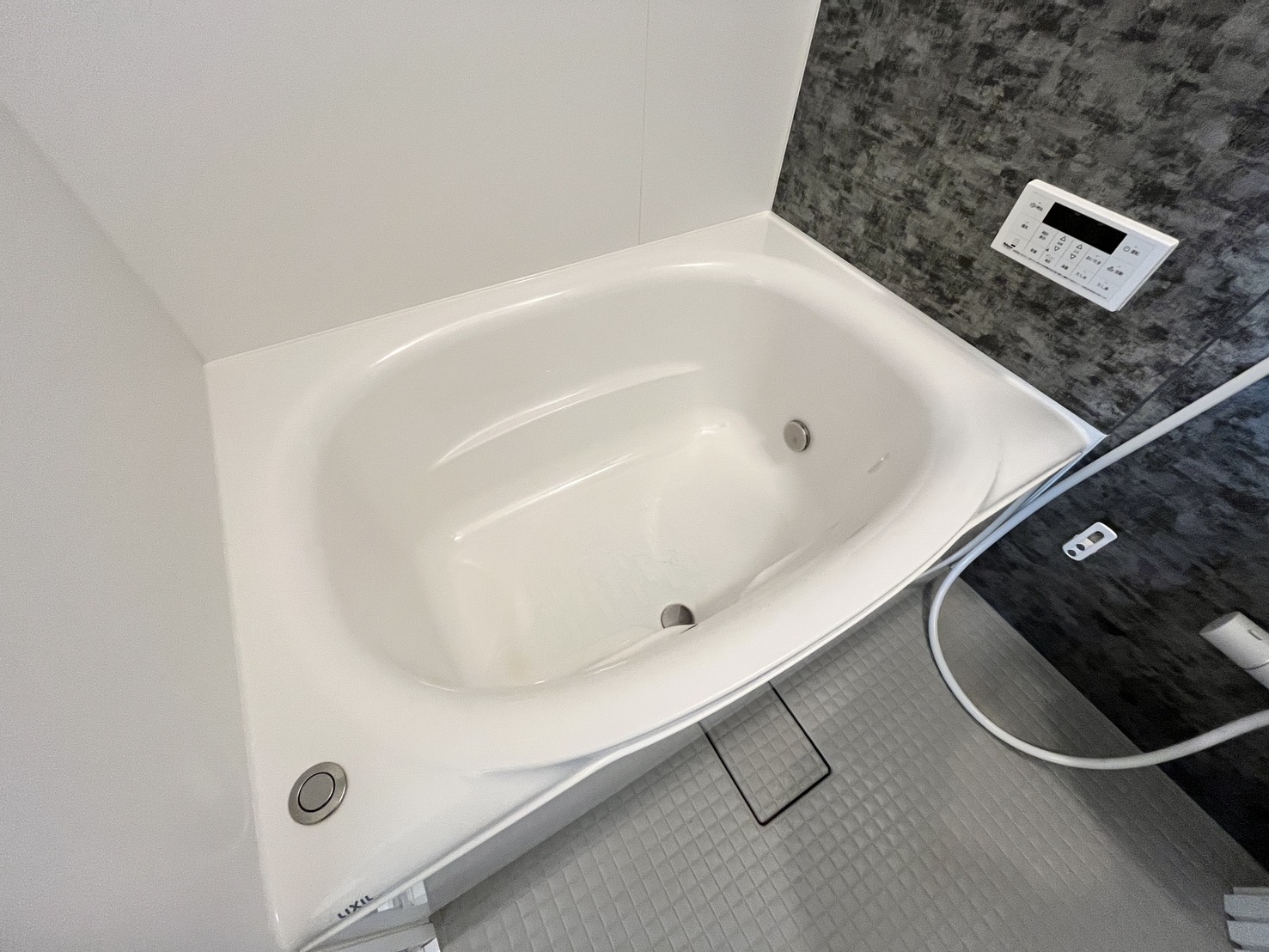 バス・シャワールーム　追い焚き付きバス♪