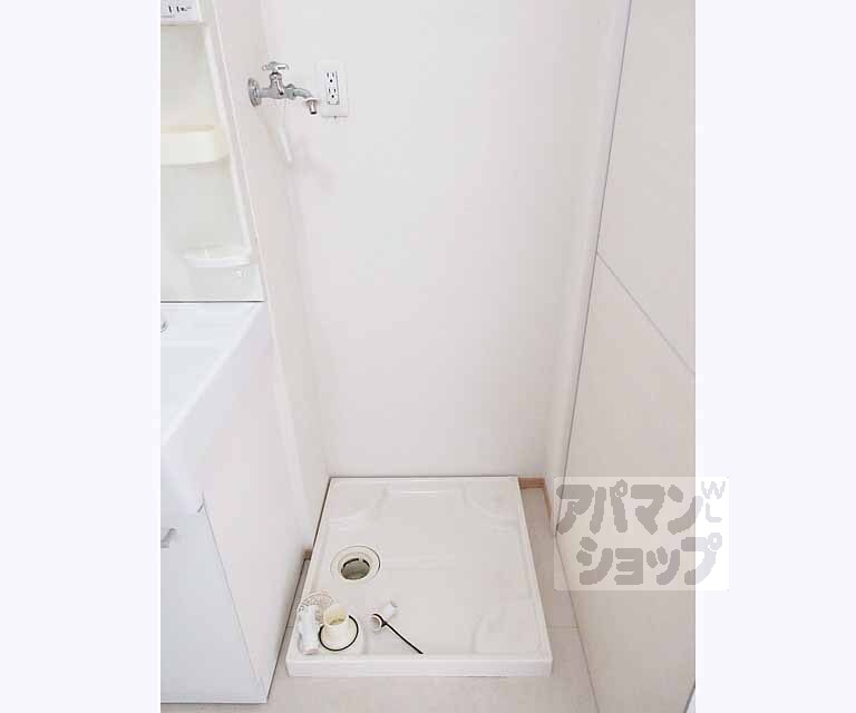 その他設備　洗濯機は洗面所に・