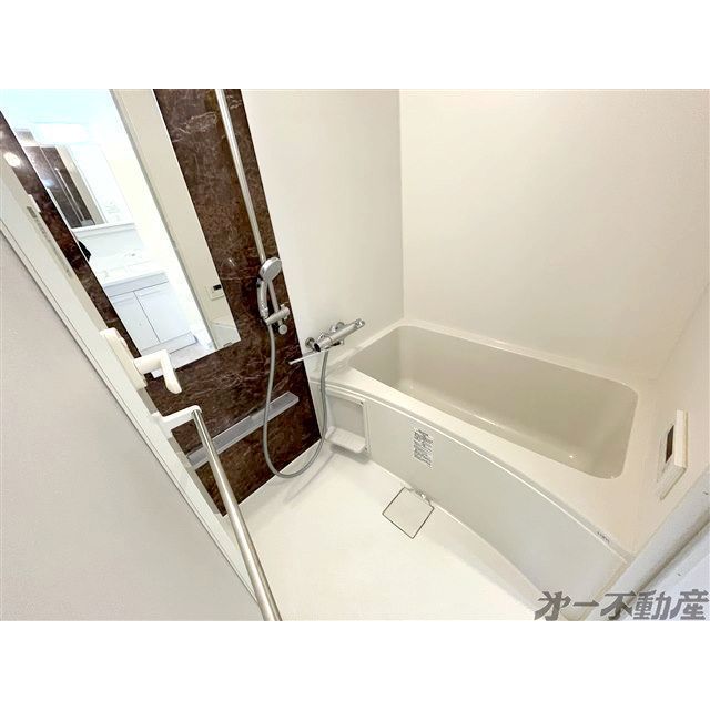 バス・シャワールーム　バス