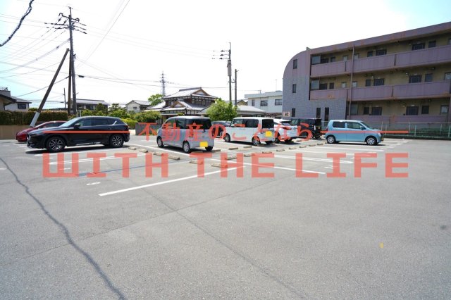 駐車場　駐車場があります