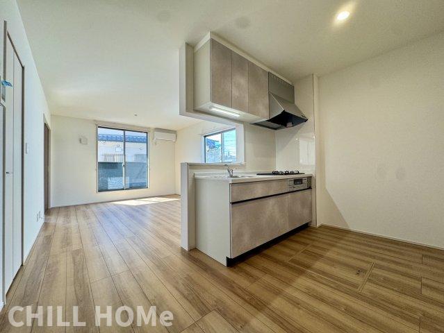 居室・リビング　他社様掲載物件もまとめてご紹介、ご案内可能です(^^)/