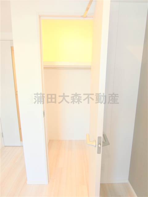 収納　収納　ウォークインクローゼット