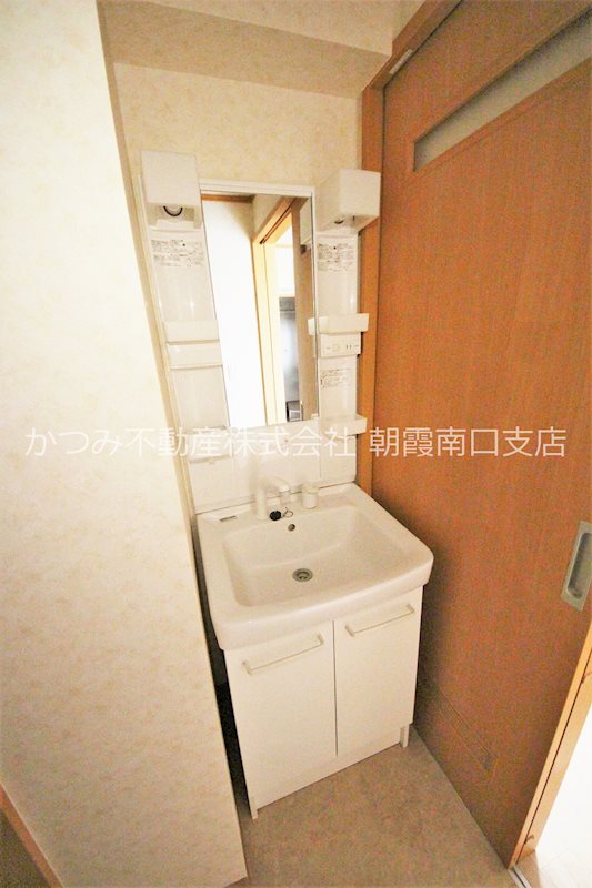 洗面設備　他号室参考写真