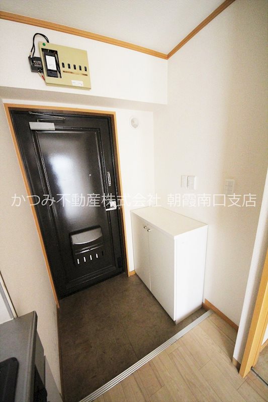 玄関　他号室参考写真