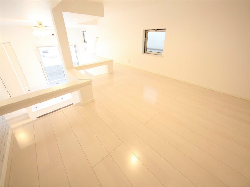 その他　ＤＫ5.6帖　洋室4.6帖　ロフト5.3帖　床下ロフト3帖