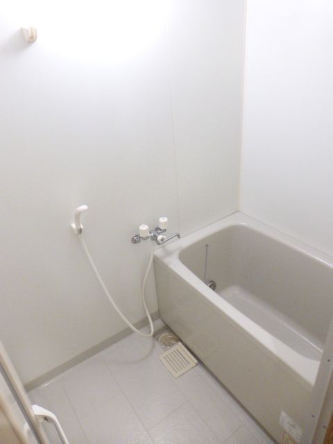 バス・シャワールーム　★お問い合わせはタウンハウジングまで★