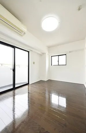 居室・リビング　ゆったり過ごせる居間です