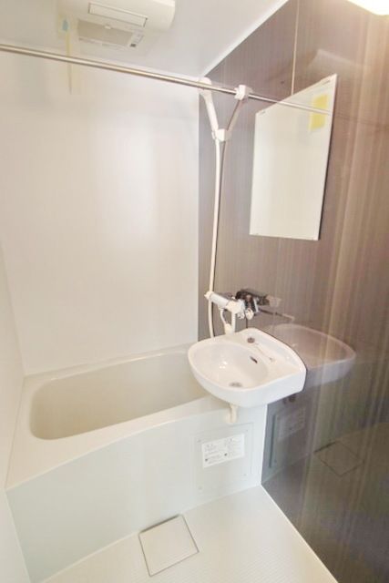 バス・シャワールーム　★お部屋探しはタウンハウジング稲田堤店まで★