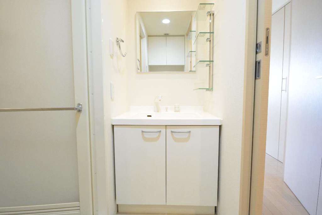 洗面設備　洗髪洗面化粧台