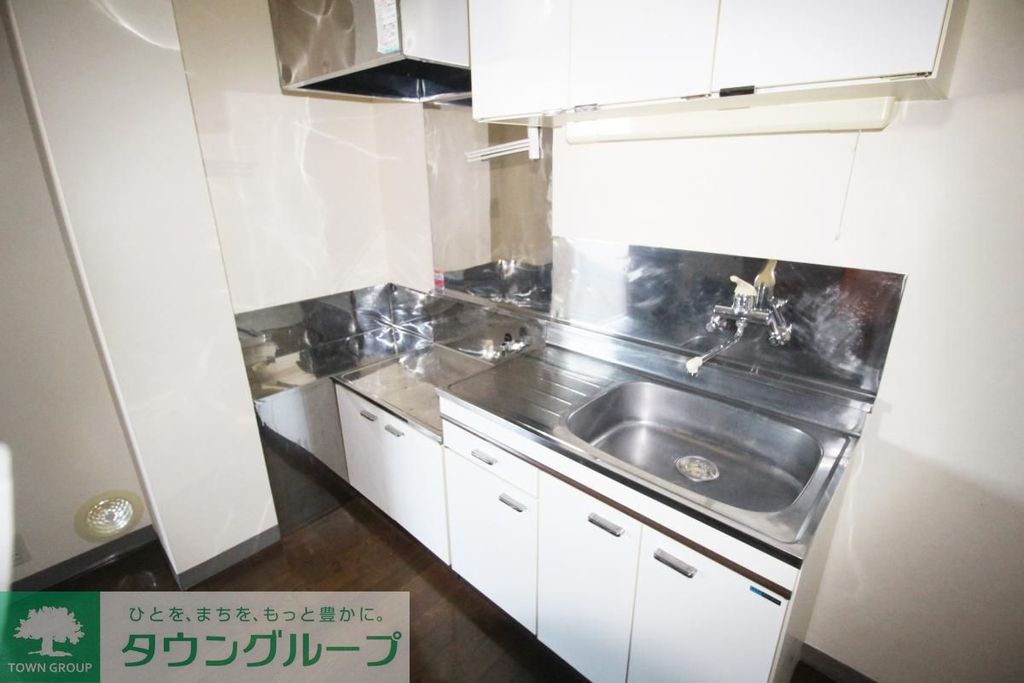 キッチン　★お部屋探しは株式会社タウンハウジング東京まで★