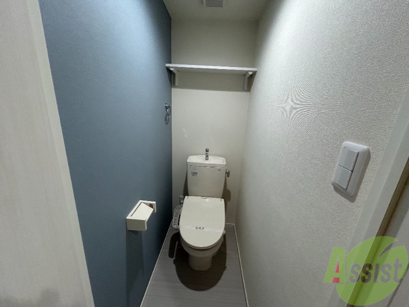 トイレ　トイレは便利なウォッシュレット機能が付いております。