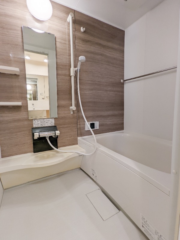 バス・シャワールーム　図面と現状に相違がある場合には現状を優先