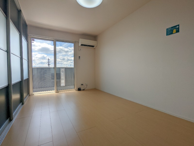 居室・リビング　図面と現状に相違がある場合には現状を優先