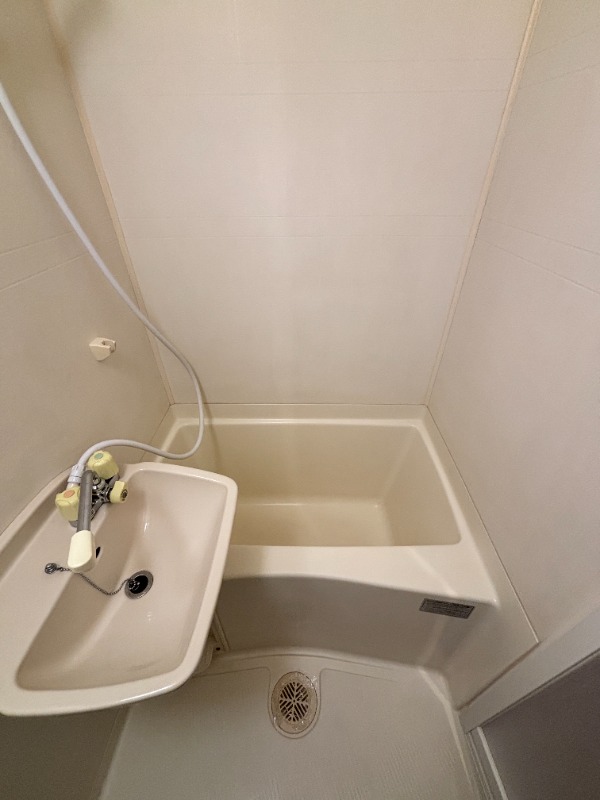 バス・シャワールーム　４０３号室　写真