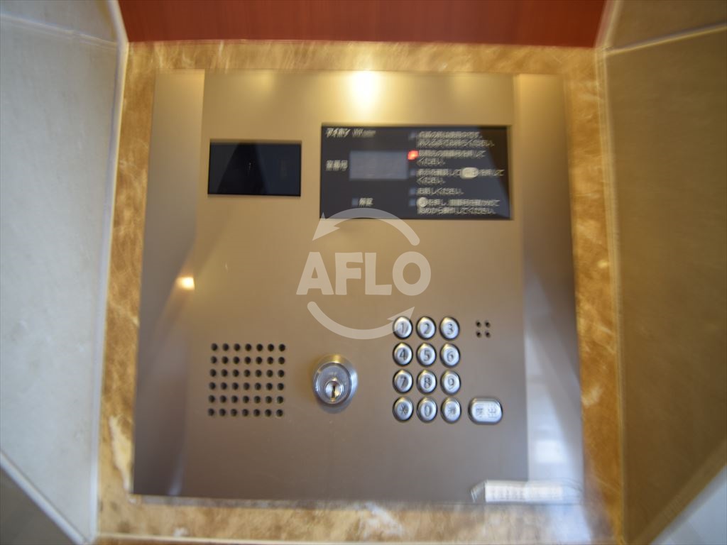 セキュリティ　エスリード難波WEST　オートロック