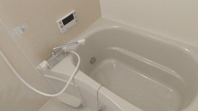 バス・シャワールーム　浴室