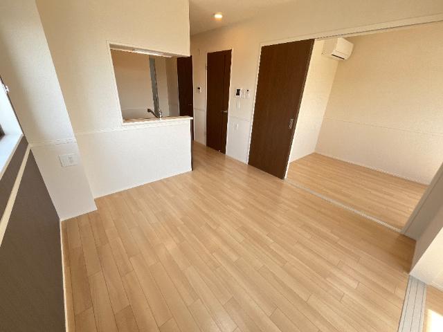 居室・リビング　リビング