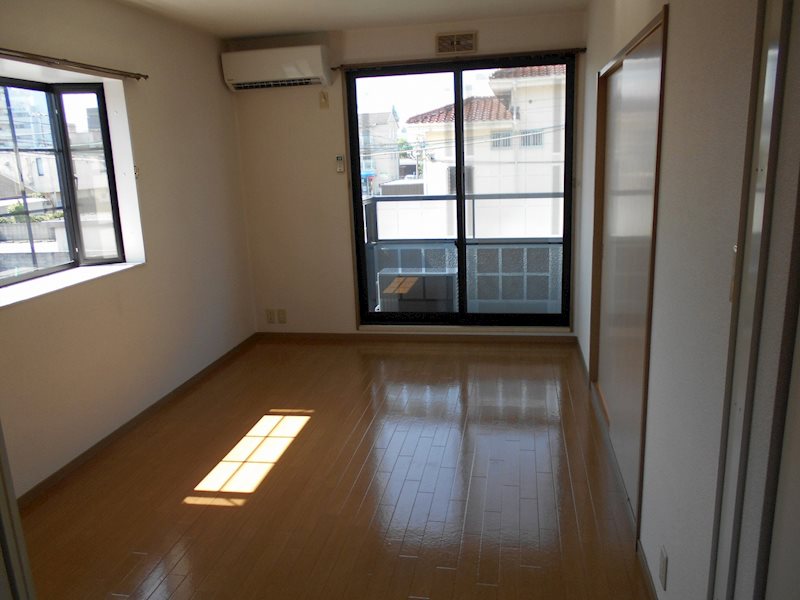 居室・リビング　同室の以前の写真です