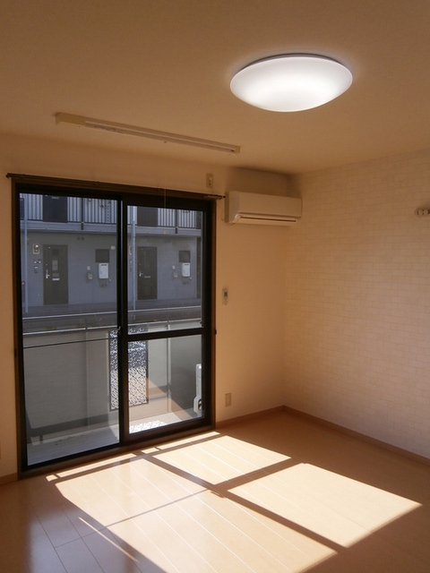 居室・リビング　Ｂ１０１　照明　エアコン付リビング