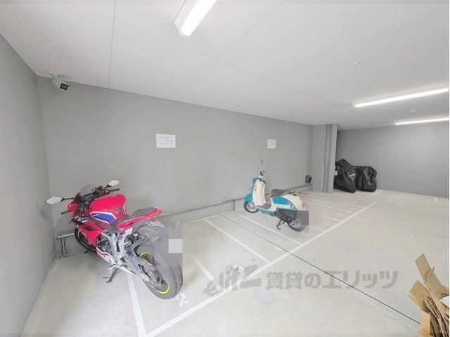 その他　バイク置き場