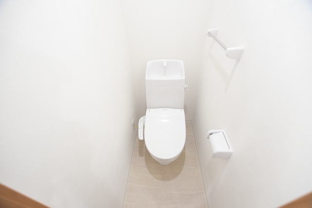 トイレ　トイレ