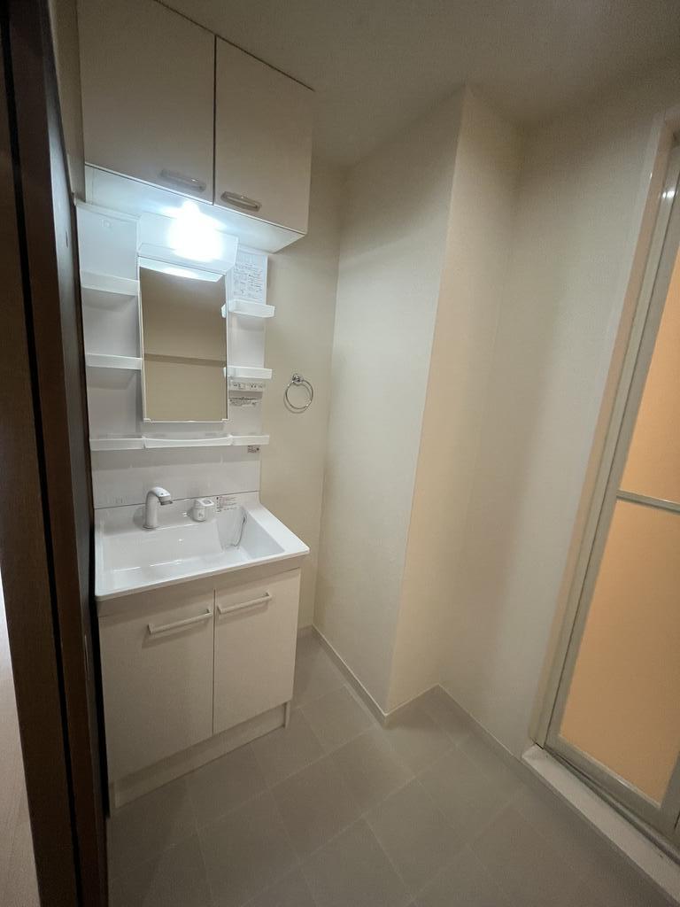 洗面設備　洗面台も新品です♪