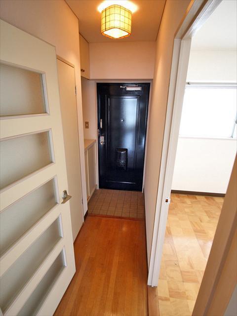 その他　松山市桑原　田中ビル一里木ハイツ　廊下