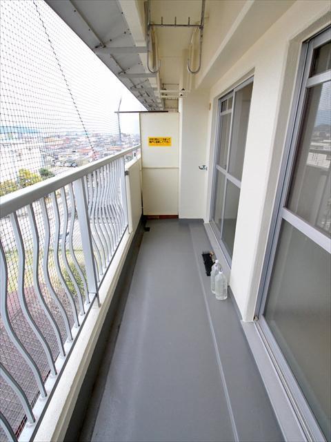 バルコニー　松山市桑原　田中ビル一里木ハイツ　ベランダ