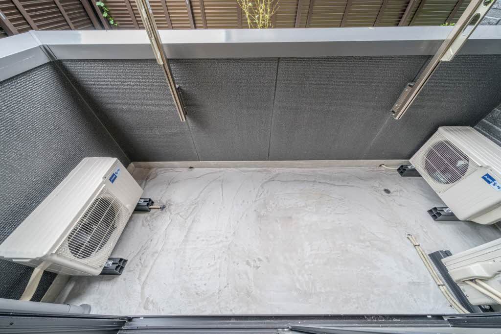 バルコニー　バルコニー