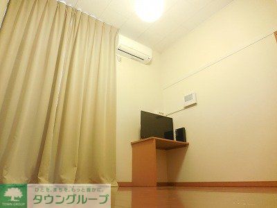 居室・リビング　家具家電付き