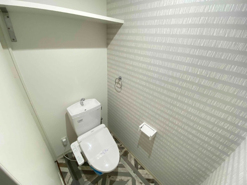 トイレ　別号室イメージ