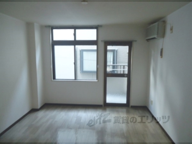 居室・リビング　居室